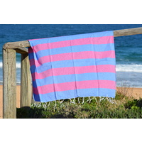 Compact Lifestyle Beach Daze Turkish Towel – Blue/Fuchsia