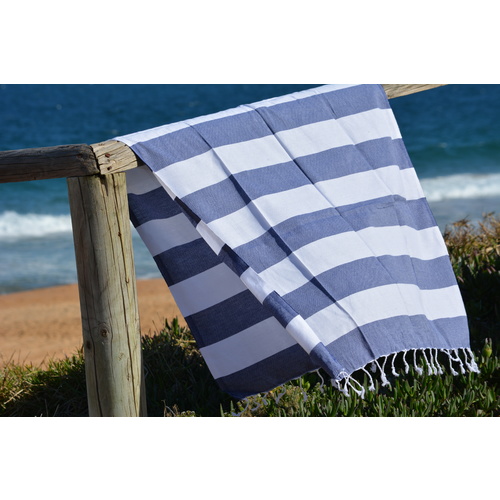Compact Lifestyle Beach Daze Turkish Towel – Navy/White