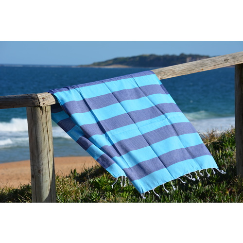 Compact Lifestyle Beach Daze Turkish Towel – Navy/Blue
